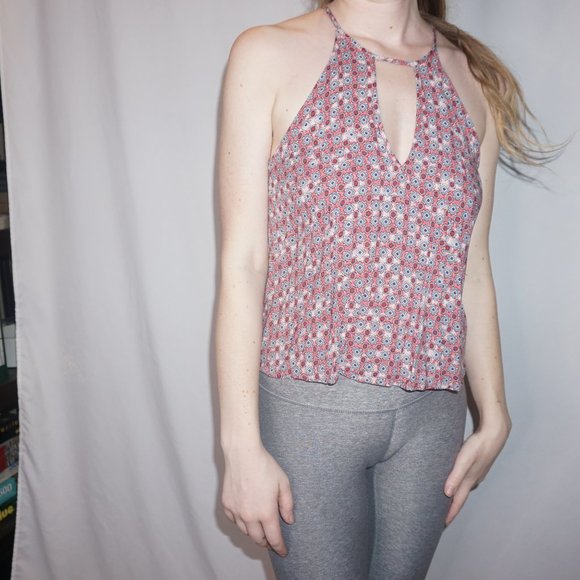 Pink Patterned Keyhole Halter Top - Picture 6 of 7